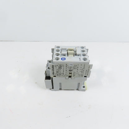 Allen Bradley 100-C09*10 Ser A C09 Contactor 600VAC Max W/ 120V 50/60HZ Coil