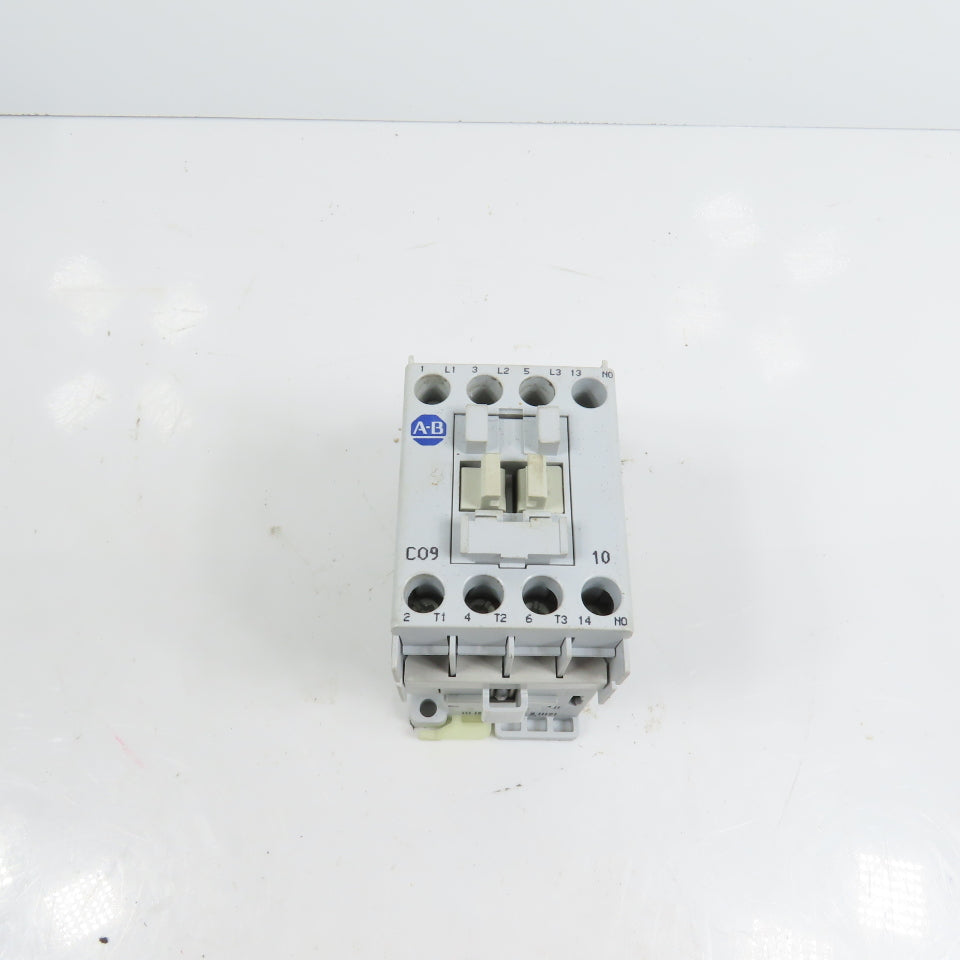 Allen Bradley 100-C09*10 Ser A C09 Contactor 600VAC Max W/ 120V 50/60HZ Coil