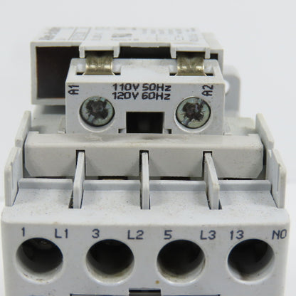 Allen Bradley 100-C09*10 Ser A C09 Contactor 600VAC Max W/ 120V 50/60HZ Coil