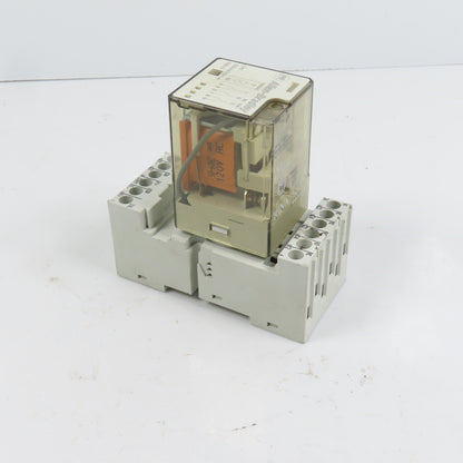 Allen Bradley 700-HA33A1-4 General Purpose Tube Base Relay 120VAC Coil W/ Base