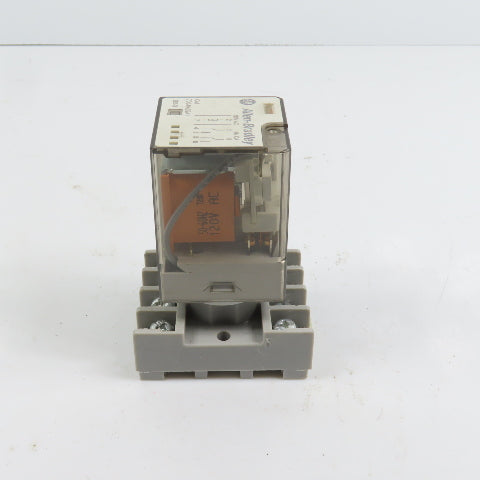 Allen Bradley 700-HA32A1 General Purpose Tube Base Relay 120VAC Coil W/ Base