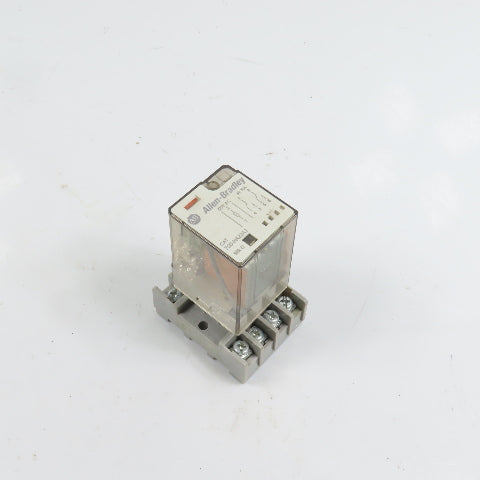 Allen Bradley 700-HA32A1 General Purpose Tube Base Relay 120VAC Coil W/ Base
