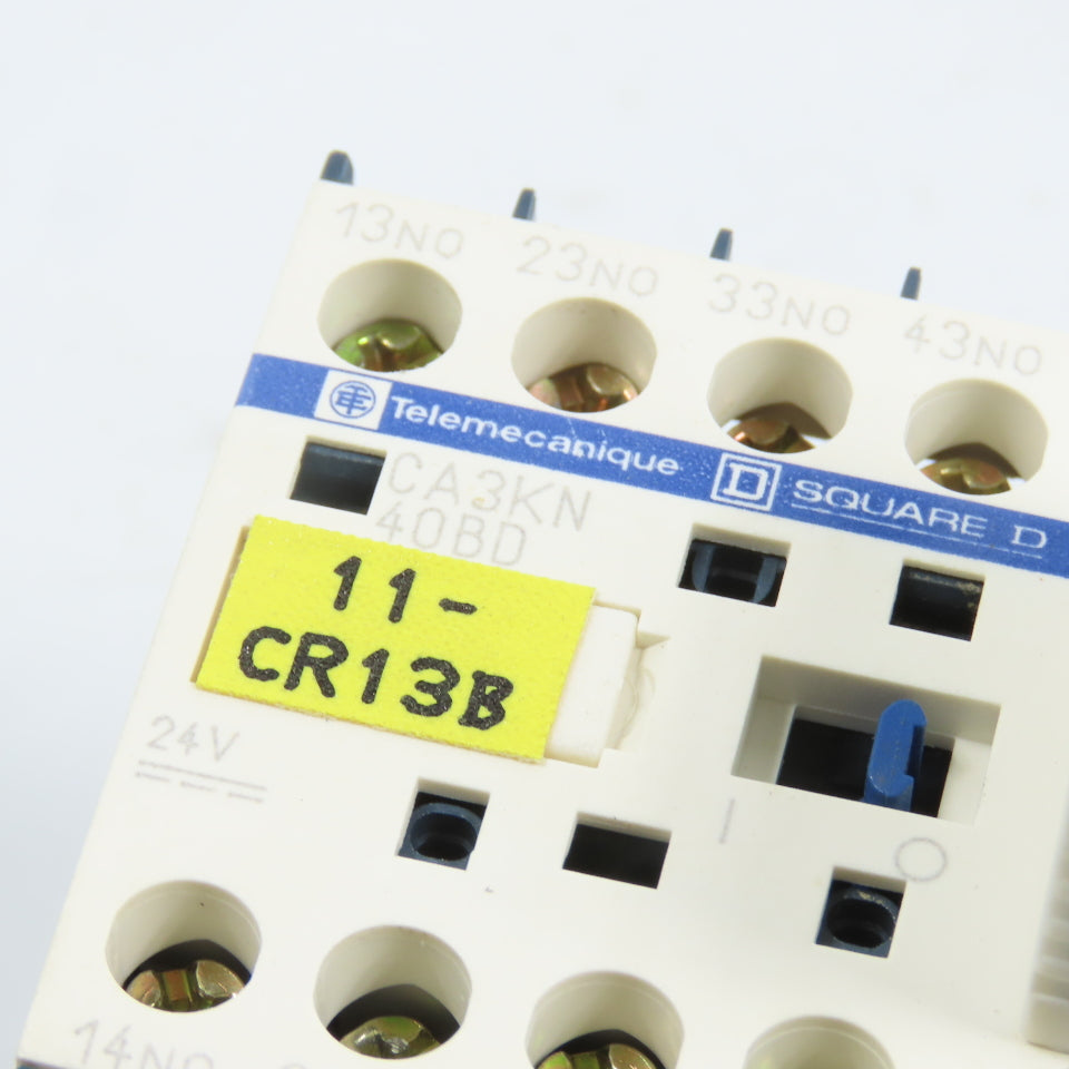 Schneider CA3KN 40BD 24V DC Control Relay W/ LA4KE1B
