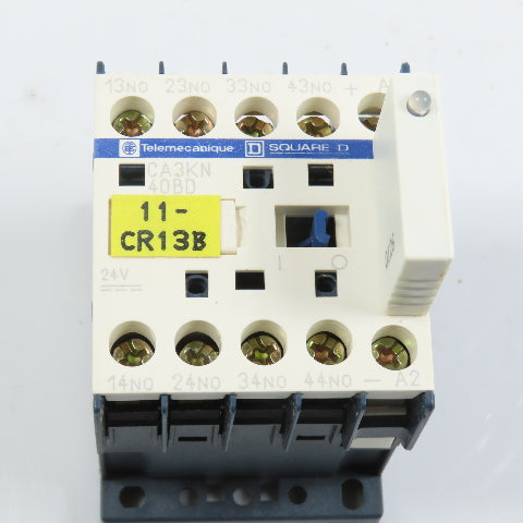 Schneider CA3KN 40BD 24V DC Control Relay W/ LA4KE1B