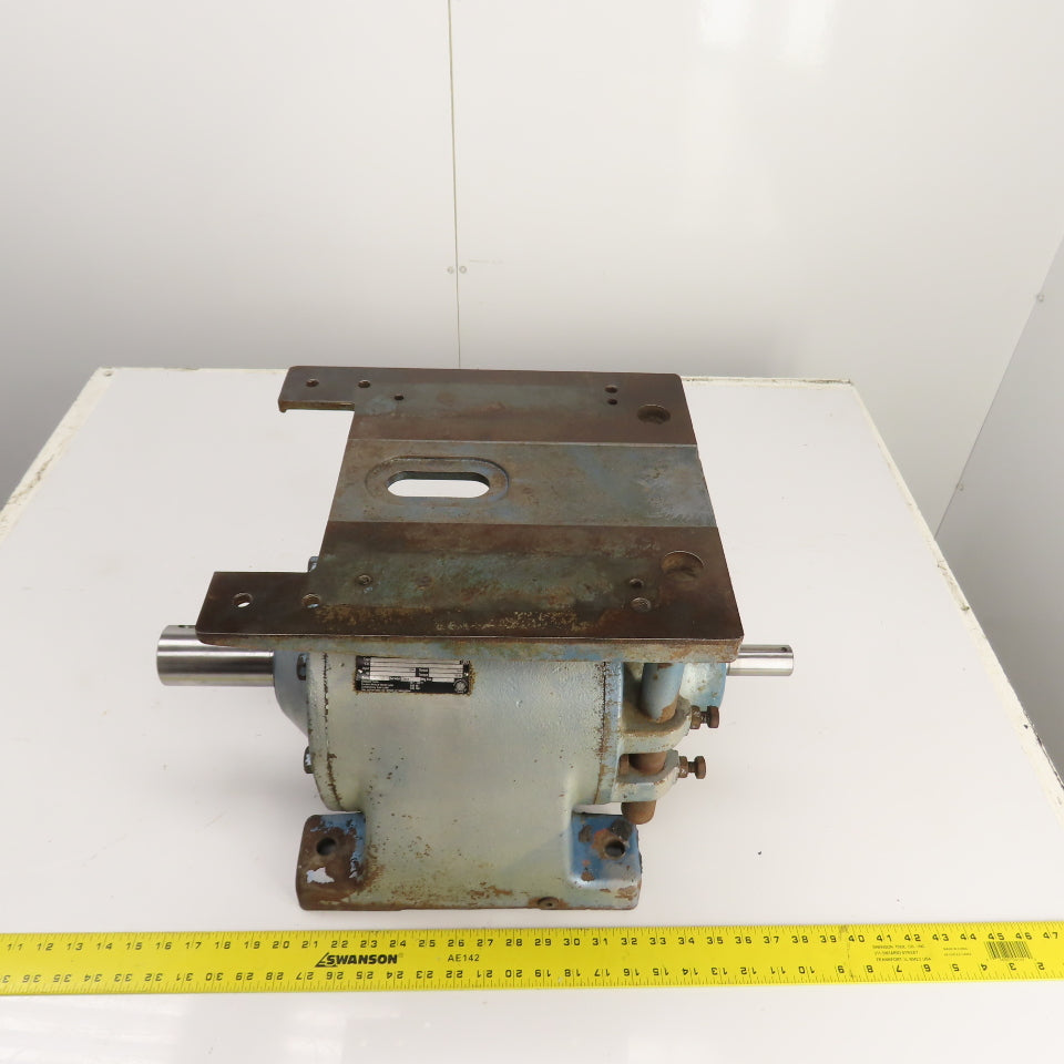 Eurodrive R8OP 5.14:1 Ratio Inline Gear Reducer 4510 lb.in. Torq. 1-1/8 x 2-1/8"