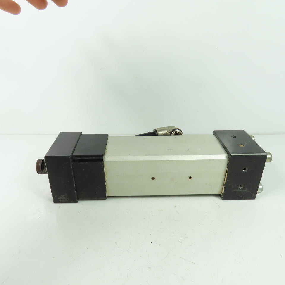 Double Acting Pneumatic Cylinder 7/8" Stroke 2" Bore