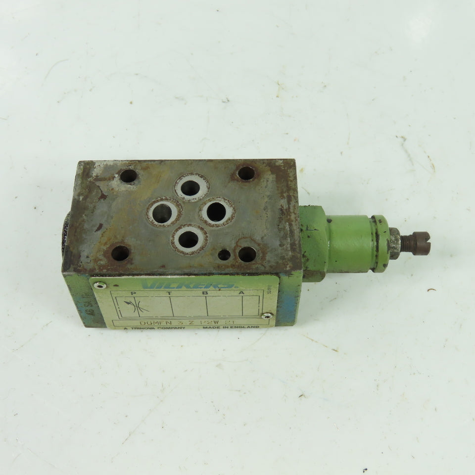 Vickers DGMFN 3Z P2W 21 Hydraulic Flow Control Valve