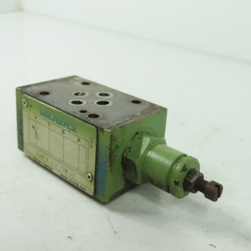 Vickers DGMFN 3Z P2W 21 Hydraulic Flow Control Valve
