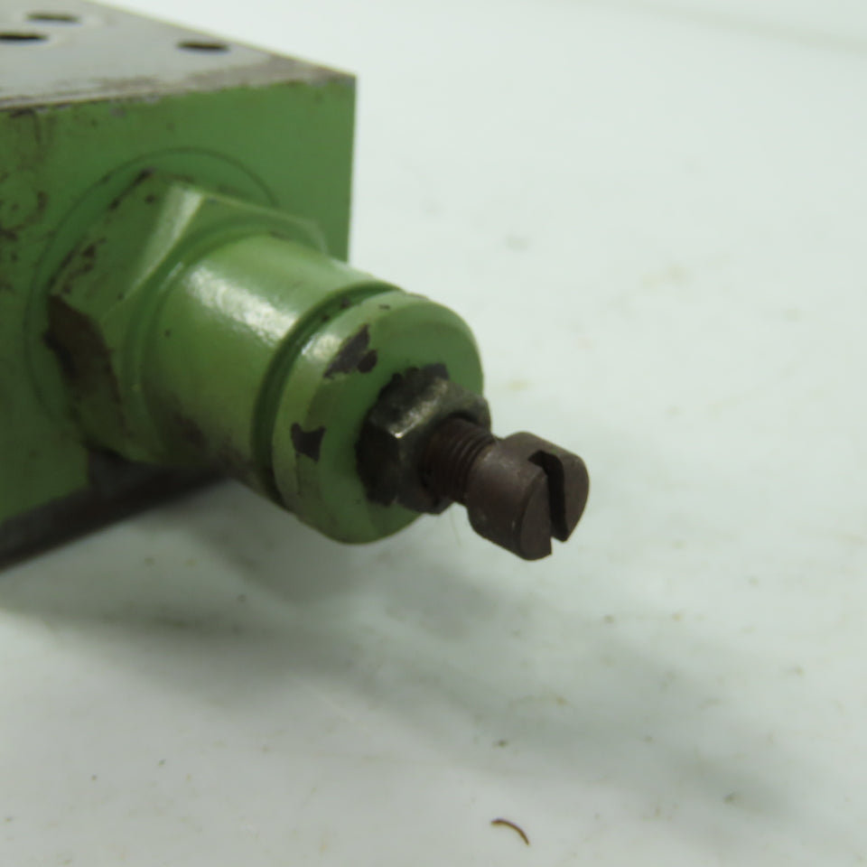 Vickers DGMFN 3Z P2W 21 Hydraulic Flow Control Valve
