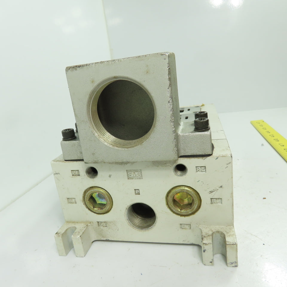 SMC VV723-04R-06D-CD-XS29 Pneumatic Valve Manifold Base