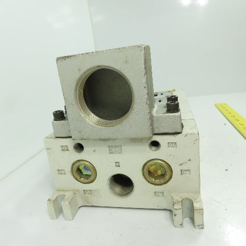 SMC VV723-04R-06D-CD-XS29 Pneumatic Valve Manifold Base