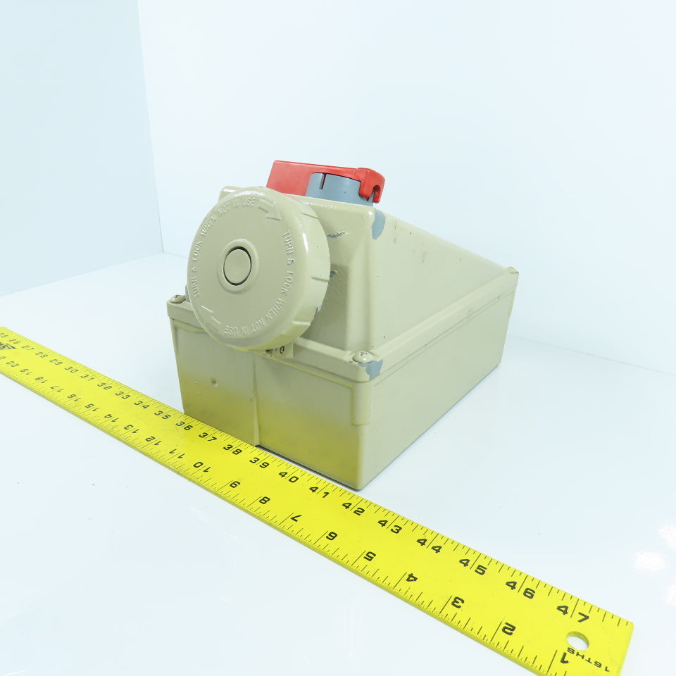 Hubbell HBL430MI7W 30A Pin & Sleeve Mechanical Interlock Receptacle Switch 480V