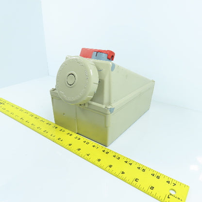 Hubbell HBL430MI7W 30A Pin & Sleeve Mechanical Interlock Receptacle Switch 480V