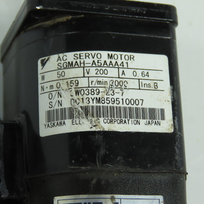 Yaskawa SGMAH-A5AAA41 AC Servo Motor 50W 200V 0.64A 3000RPM 6mm Shaft
