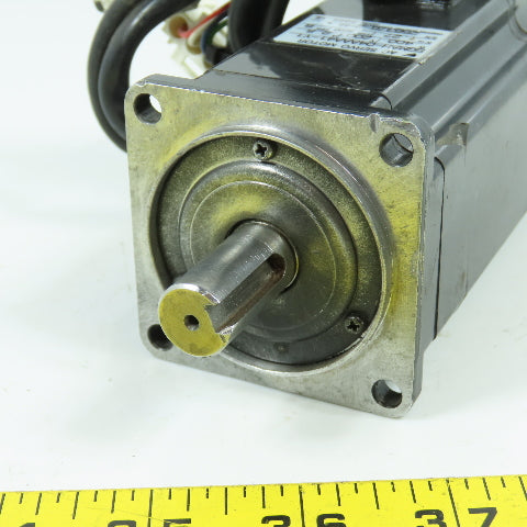 Yaskawa SGMAH-04AAA41-Y1 AC Servo Motor 400W 200V 2.8A 3000RPM (BAD BEARINGS)