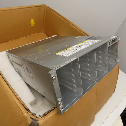 Sun Microsystems J4410 100-240V Storage Array Disc Shelf