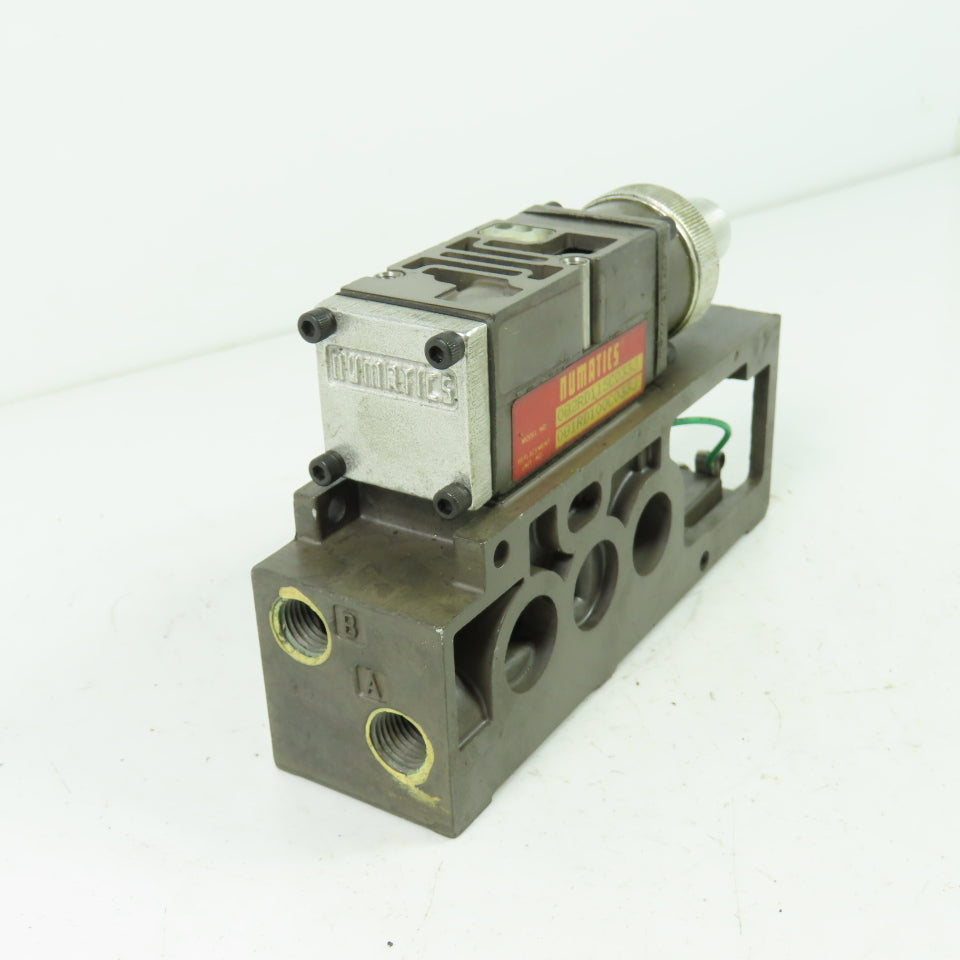 Numatics 082RD115C033J Pneumatic Regulator Valve W/Manifold Rep No 081RD100C033J