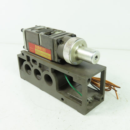 Numatics 082RD115C033J Pneumatic Regulator Valve W/Manifold Rep No 081RD100C033J