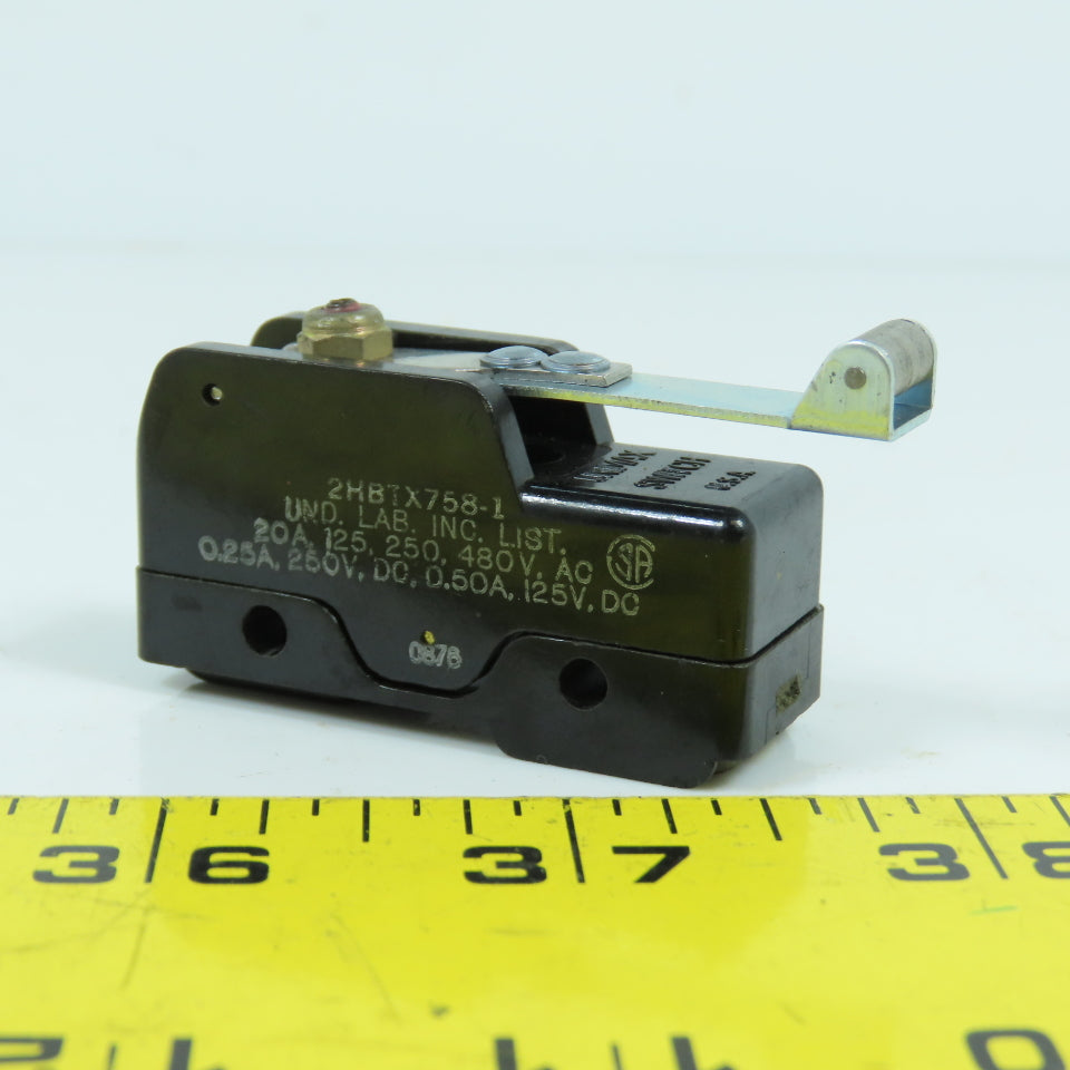 Unimax 2HBTX758-1 20A Limit Switch W/ Roller 125/250/480VAC NEW