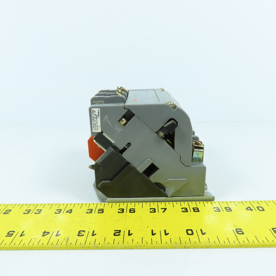 Furnas 40DP32AX9 Size 1 600VAC Contactor 10HP 120V Coil 27A Max