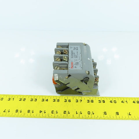 Furnas 40DP32AX9 Size 1 600VAC Contactor 10HP 120V Coil 27A Max