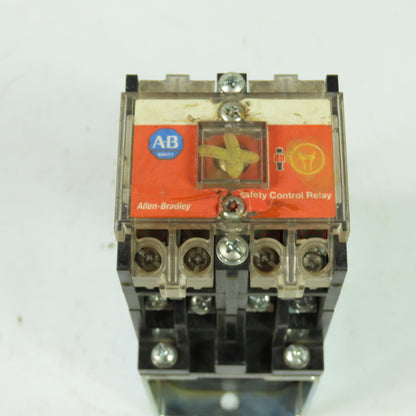 Allen Bradley 700S-DCP620Z24 Ser E DC Safety Control Relay 600V 24VDC Coil