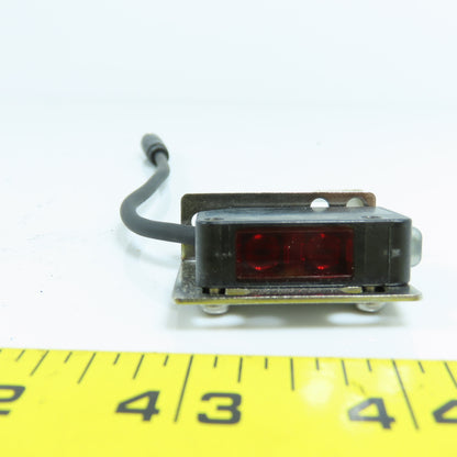 Keyence PZ-M32 Photoelectric Sensor 12-24VDC M8 Connector W/ Bracket NEW