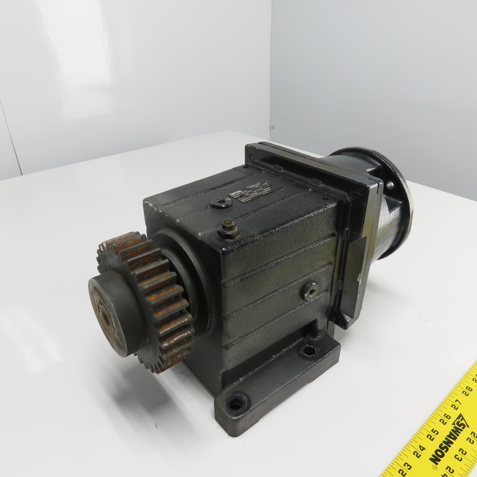 Lenze GST06-2N VBR 3E 12.571:1 Ratio Gear Reducer 111.4RPM
