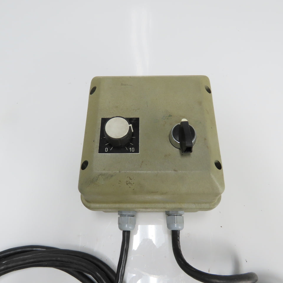 6.5"x 6.5"x 6.5" Enclosed 2 Switch Control Box W/ Cord