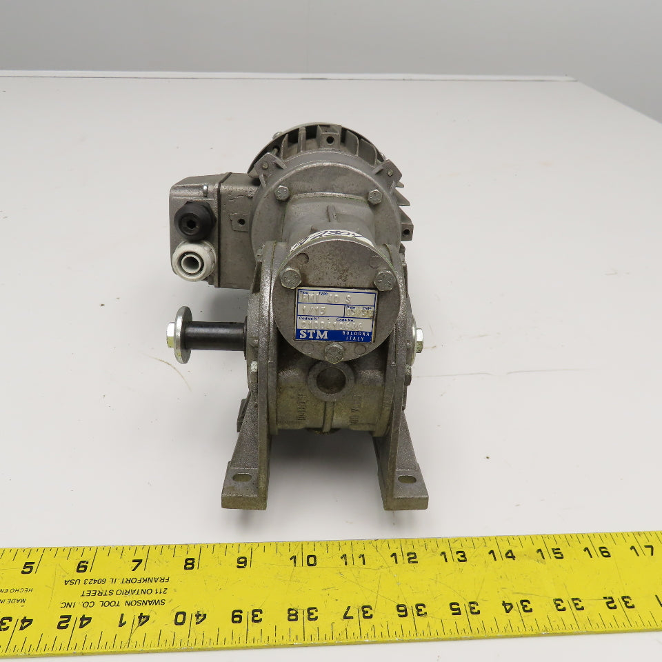 STM RMI 40 S 40:1 Ratio .22kW 220-440V 50/60Hz RH Output 117RPM Gear Motor