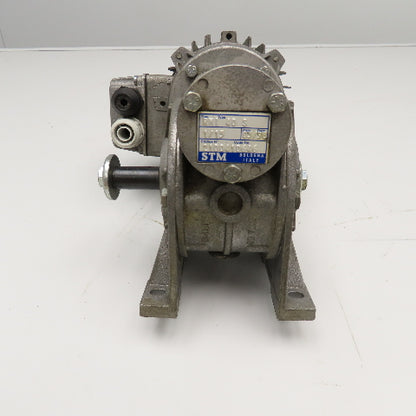 STM RMI 40 S 40:1 Ratio .22kW 220-440V 50/60Hz RH Output 117RPM Gear Motor
