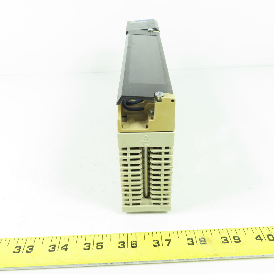 Schneider 140 DDO 843 00 TSX Quantum Discrete Output Module 10-60VDC 2X8 Source