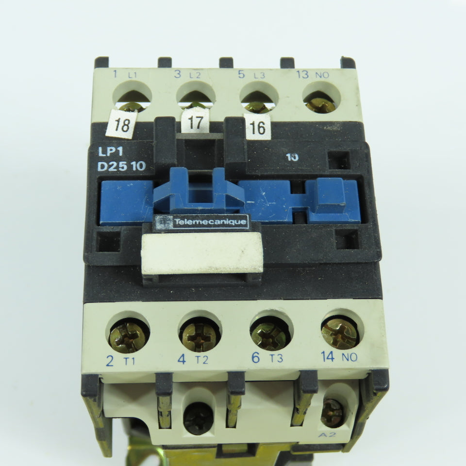 Telemecanique LP1-D25-10 20HP 40A 600VAC IEC Contactor 24V DC Coil