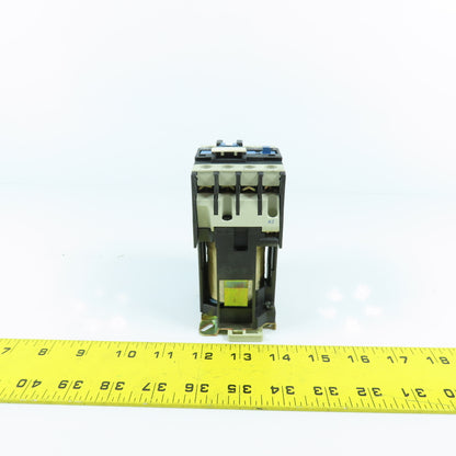 Telemecanique LP1-D25-10 20HP 40A 600VAC IEC Contactor 24V DC Coil