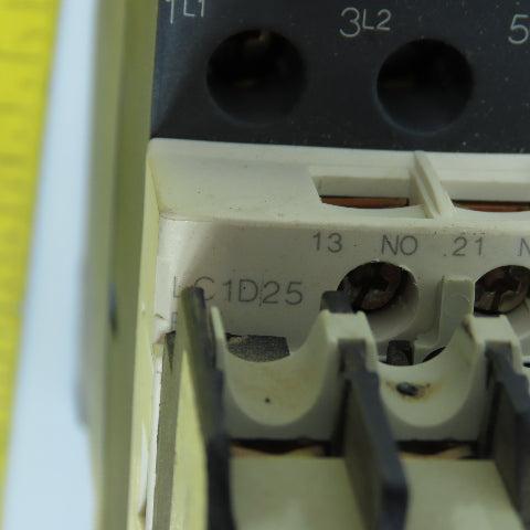 Telemecanique LC1-D25-BD 20HP 40A 600VAC IEC Contactor 24V DC Coil W/ Aux Block