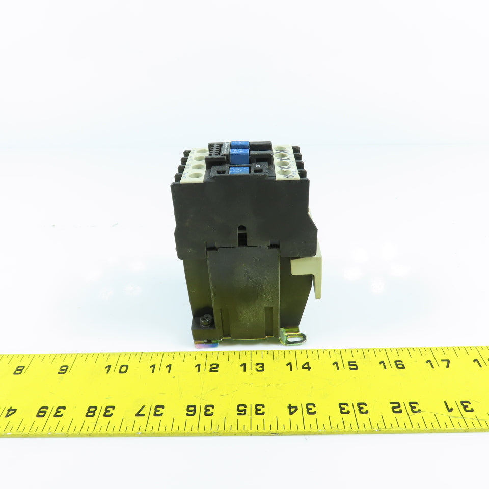 Telemecanique LP1 D12 10 10HP 25A 600VAC IEC Contactor 24V DC Coil