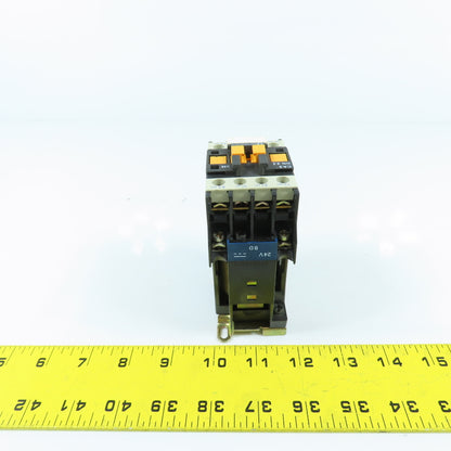 Telemecanique CA3-DN22 10A 600VAC IEC Contactor 24VDC Coil