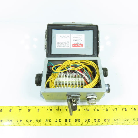 Hoffman A-604CH 6" x 4" x 3" Electrical Junction Enclosure W/ Terminal Strip