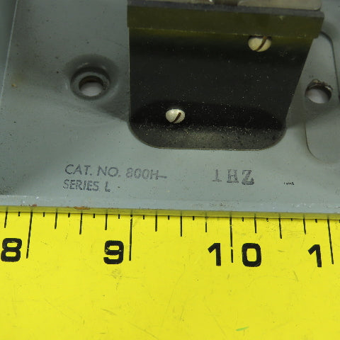 Allen Bradley 800H-JK2A Ser L 3-Position Selector Switch 600VAC Max W/ Enclosure