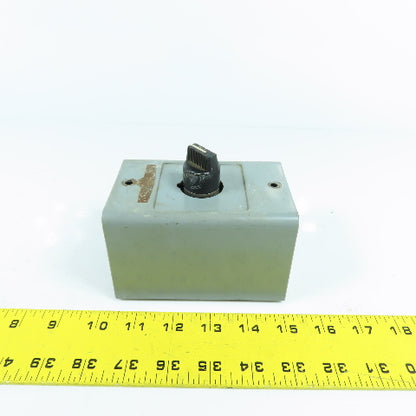 Allen Bradley 800H-JK2A Ser L 3-Position Selector Switch 600VAC Max W/ Enclosure