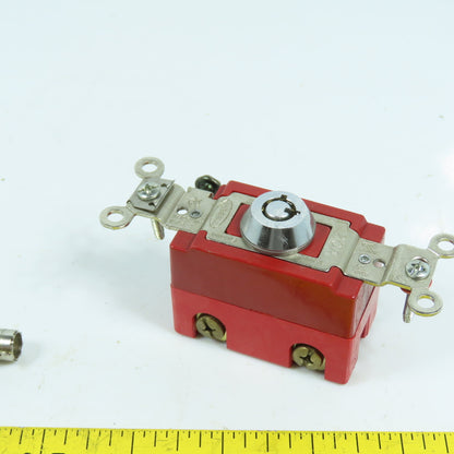 Hubbell 20A 120-277VAC Barrel Key Locking Switch 2-Position W/ 2 Keys
