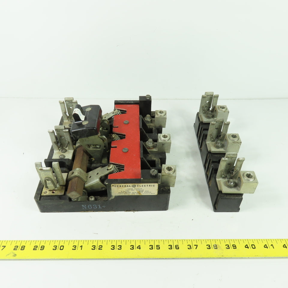 General Electric THMC34 QMW 3-Pole Fusible Disconnect Switch 600V 200A