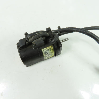 Yaskawa SGMAH-A5AAAYU41 0.159Nm Servo Motor 200V 0.6A 50W 3000RPM