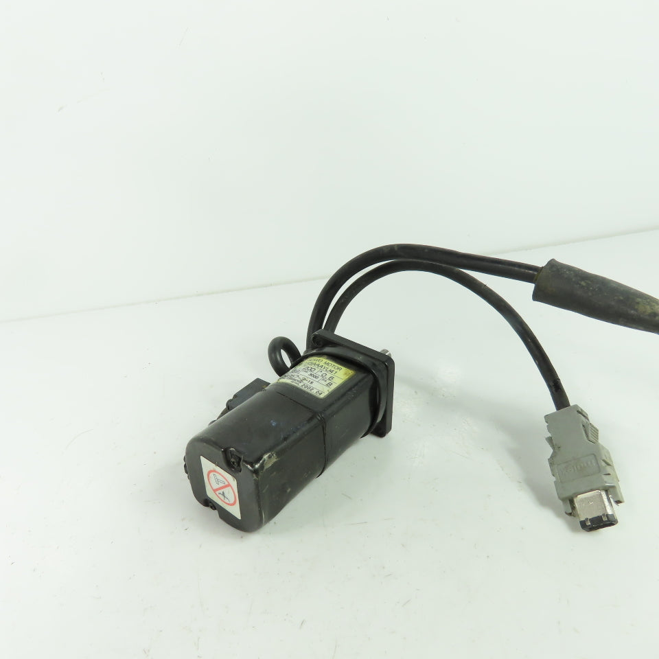 Yaskawa SGMAH-A5AAAYU41 0.159Nm Servo Motor 200V 0.6A 50W 3000RPM