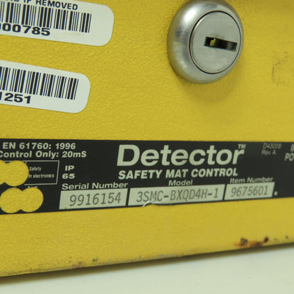 Data Instruments 3SMC-BXQD4H-1 Detector safety Mat Control 115/230VAC 30VA