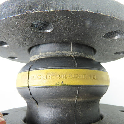 Garlock C-27011 8-Bolt Flange Garflex Connector NO. 5 Pipe Size 4" Length 6"