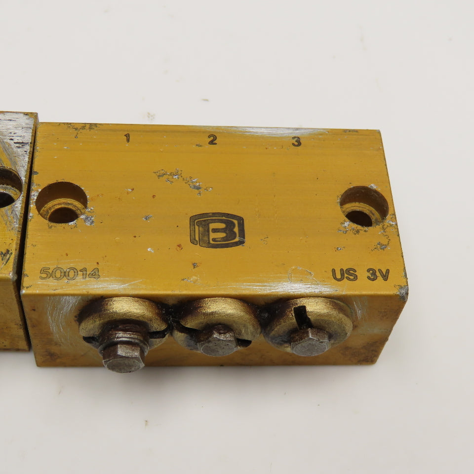 US 3V US 4V 3 & 4 Way Lubrication Metering Manifold Lot Of 2