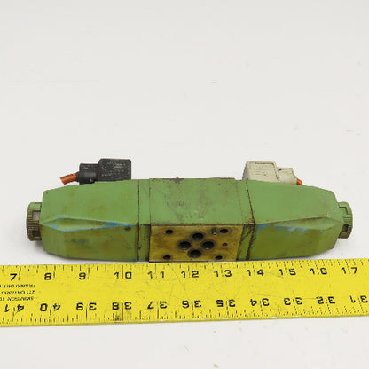 Vickers MU H7 30 Double Solenoid Directional Valve 4 Port 24VDC
