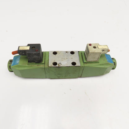 Vickers MU H7 30 Double Solenoid Directional Valve 4 Port 24VDC