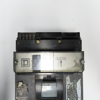 Squae D ME4-250 3-Pole 250 Amp Rating Circuit Breaker